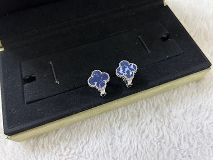 [LUCKY LOVE]CLOVER PIETERSITE MEDIUM STUD EARRINGS