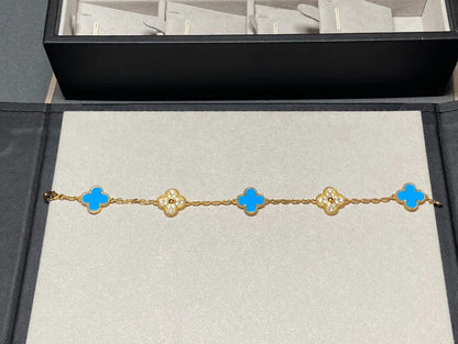 [LUCKY LOVE] CLOVER 5 MOTIF BLUE AGATE BRACELET COLLECTION