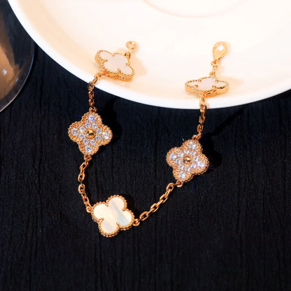 [LUCKY LOVE]CLOVER WHITE PEARL MOP 5 MOTIF BRACELET COLLECTION