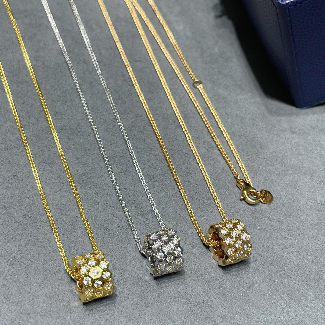 [LUCKY LOVE]BEE LOVE DIAMOND PAVED 3 ROW NECKLACE