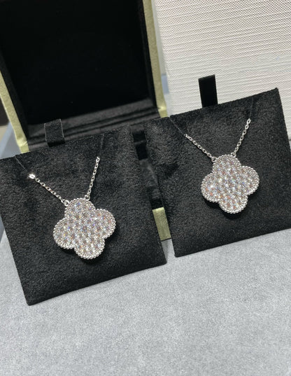 [LUCKY LOVE]CLOVER 25MM LARGE PENDANT DIAMOND PAVED SILVER NECKLACE