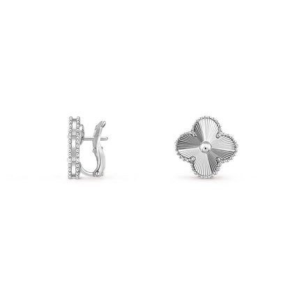 [LUCKY LOVE]CLOVER SILVER 15MM MOP EARRINGS COLLECTION