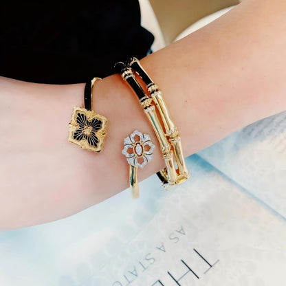 [LUCKY LOVE]OPERA TULLE  GOLD BRACELET WITH ENAMEL BACKGROUND