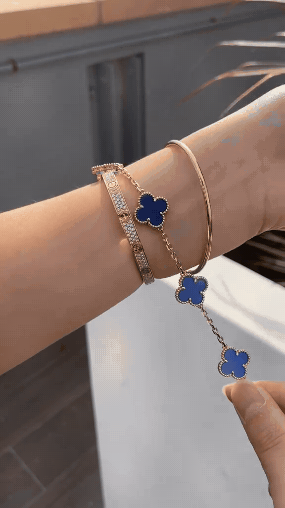 [LoveLucky] LOVE & JUSTE & Blue Veins Clover 5-Motif Diamond Bracelet Stack Set