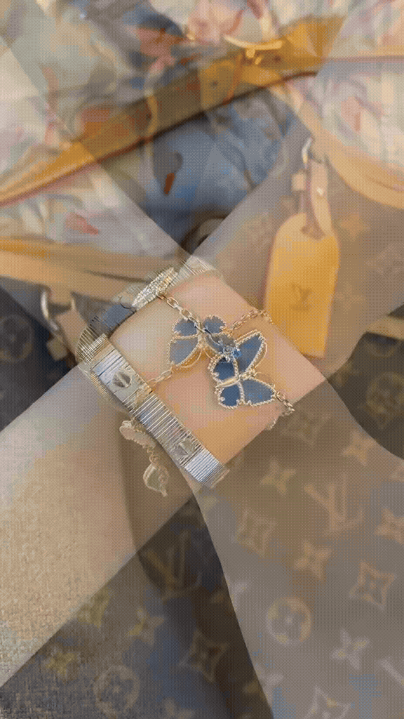 [LoveLucky] Lucky Spring Butterfly 5-Motif & LOVE Unlimited Bracelet Stack Set