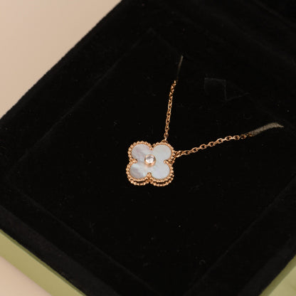 [LUCKY LOVE]CLOVER 15MM DIAMOND WHITE FRITILLARIA NECKLACE
