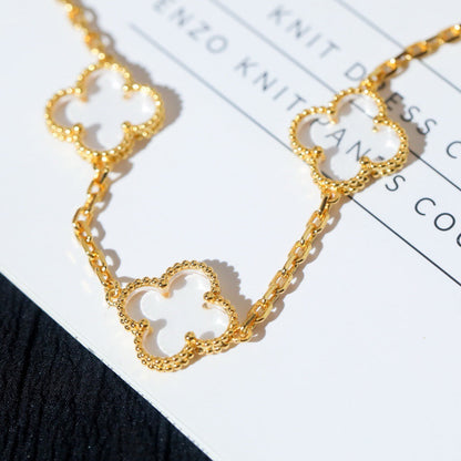[LUCKY LOVE]CLOVER 5 MOTIF ROCK CRYSTAL BRACELET
