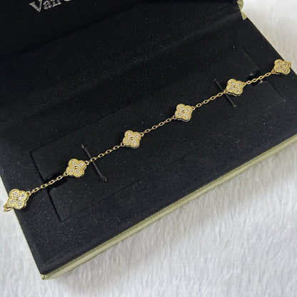 [LUCKY LOVE]CLOVER 6 MOTIF DIAMOND BRACELET