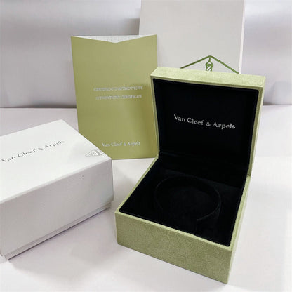 [LUCKY LOVE]VA CLOVER BOX GIFT BAG
