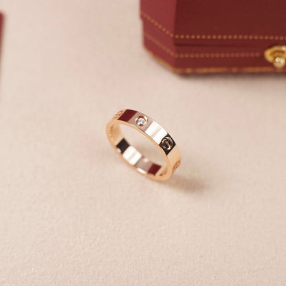 [LUCKY LOVE]LOVE 4MM 1 DIAMOND RING