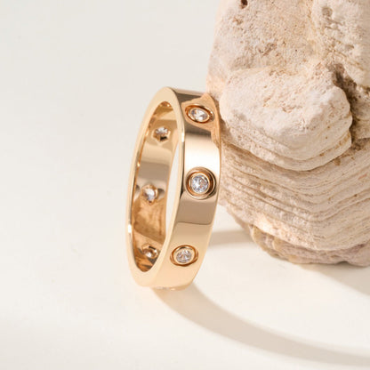 [LUCKY LOVE]LOVE 4MM 8 DIAMOND RING