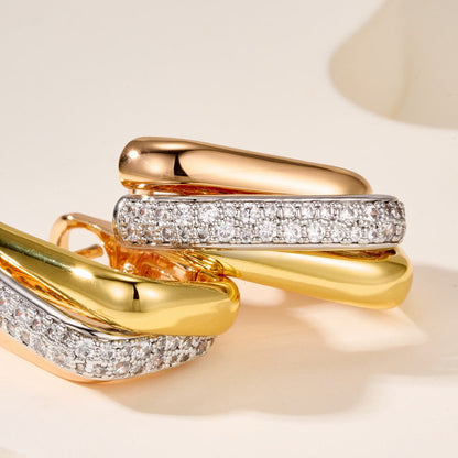 [LUCKY LOVE]TRINITY HALF DIAMOND  CUSHION EARRINGS
