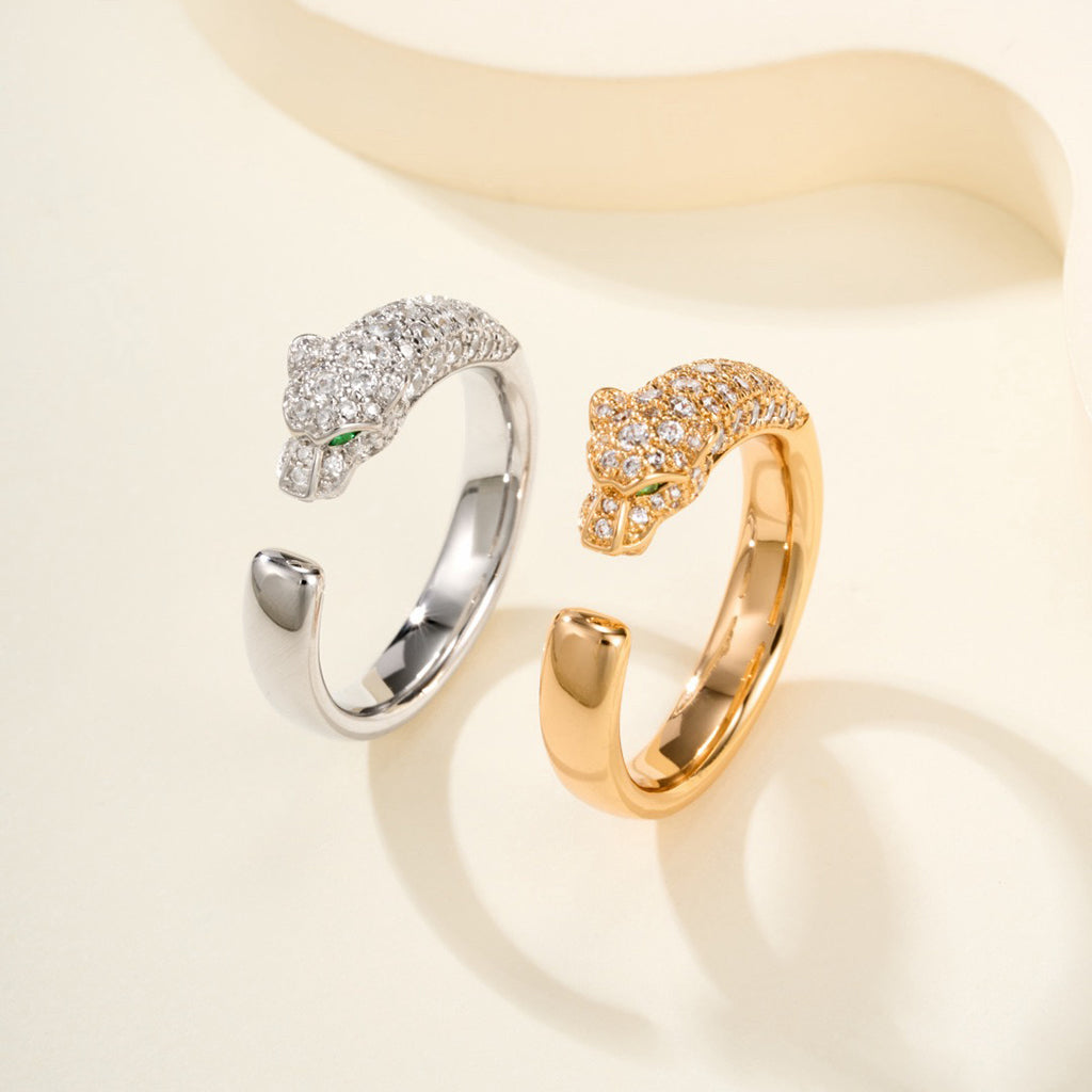[LUCKY LOVE]PANTHERE HALF DIAMOND SMALL RING