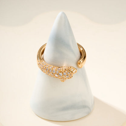 [LUCKY LOVE]PANTHERE HALF DIAMOND SMALL RING