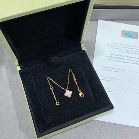 [LUCKY LOVE]CLOVER 15MM PINK MOTHER-OF-PEARL SINGLE FLOWER NECKLACE