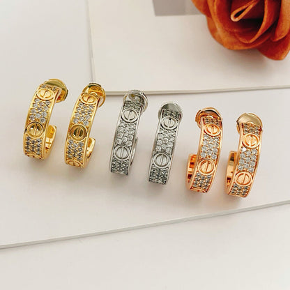 [LUCKY LOVE]LOVE 5.5MM DIAMOND PAVED EARRINGS