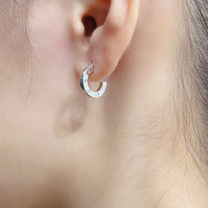 [LUCKY LOVE]LOVE MINI EARRINGS