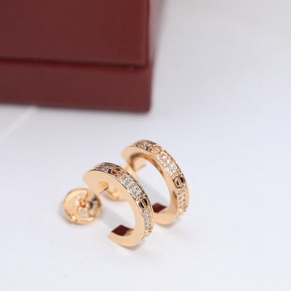 [LUCKY LOVE]LOVE 5.5MM DIAMOND PAVED EARRINGS