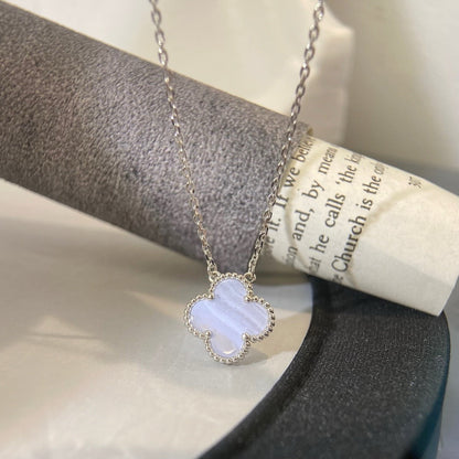 [LUCKY LOVE]CLOVER 15MM BLUE CHALCEDONY NECKLACE SILVER