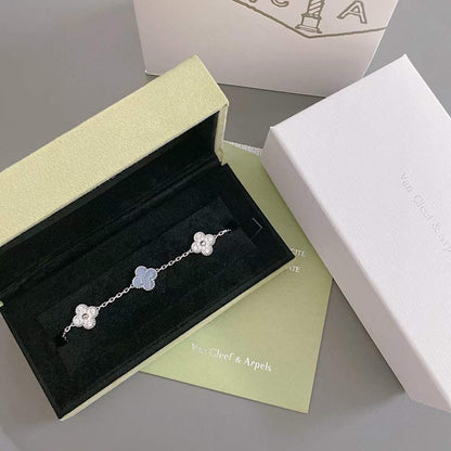 [LUCKY LOVE] CLOVER 5 MOTIF PURPLE CHALCEDONY BRACELET COLLECTION