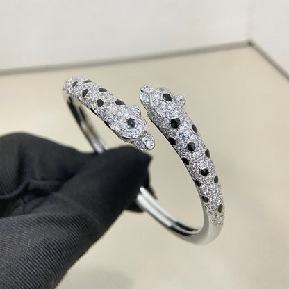 [LUCKY LOVE]PANTHERE DOUBLE HEADED HALF DIAMOND OPEN BRACELET