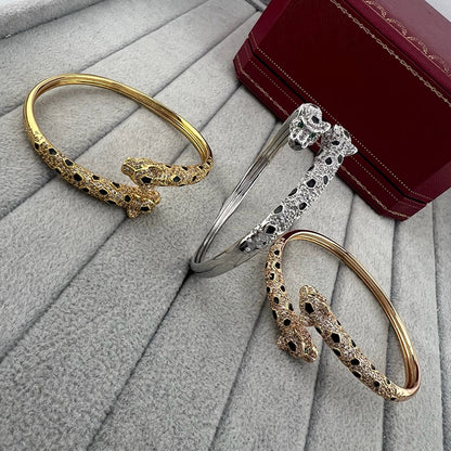 [LUCKY LOVE]PANTHERE DOUBLE HEADED HALF DIAMOND OPEN BRACELET
