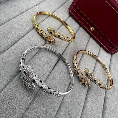 [LUCKY LOVE]PANTHERE DOUBLE HEADED HALF DIAMOND OPEN BRACELET