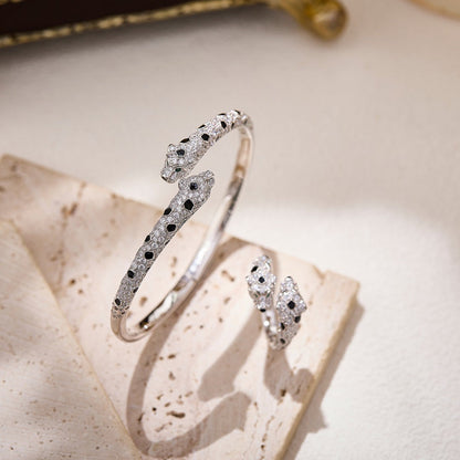 [LUCKY LOVE]PANTHERE DOUBLE HEADED FULL DIAMOND  RING
