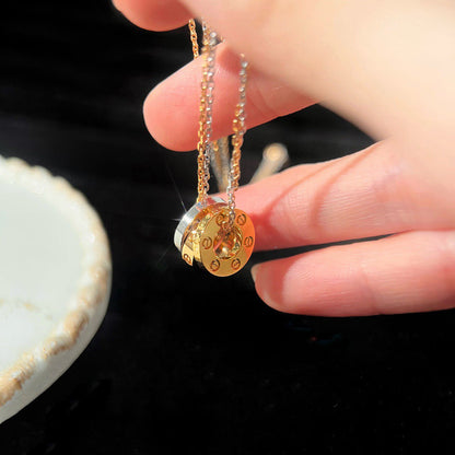 [LUCKY LOVE]LOVE 6 DIAMOND PENDANT NECKLACE