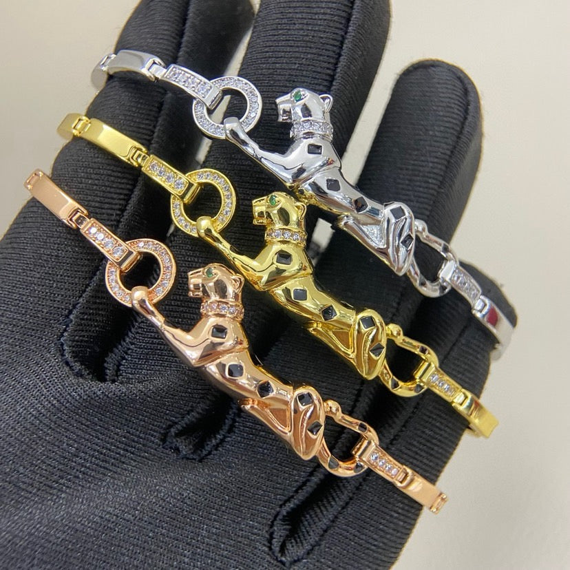 [LUCKY LOVE]PANTHERE HALF DIAMOND ON CHAIN BRACELET