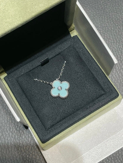 [LUCKY LOVE]CLOVER 1 DIAMOND LIGHT BLUE SILVER NECKLACE