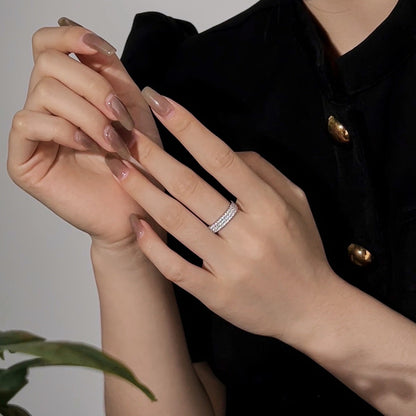 [LUCKY LOVE]Dainty Round Cut Tennis Ring