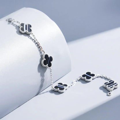 [LUCKY LOVE] CLOVER 5 MOTIF PULSAR STONE BRACELET COLLECTION