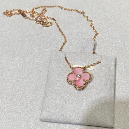 [LUCKY LOVE]CLOVER 15MM DIAMOND PINK MOP NECKLACE