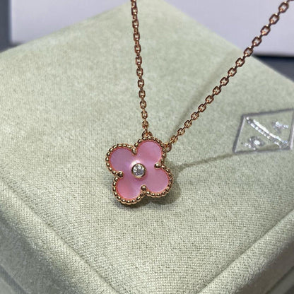 [LUCKY LOVE]CLOVER 15MM DIAMOND PINK MOP NECKLACE