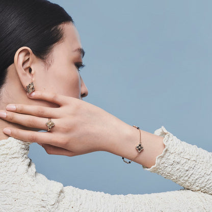 [LUCKY LOVE]OPERA TULLE  RING WITH  ENAMEL BACKGROUND