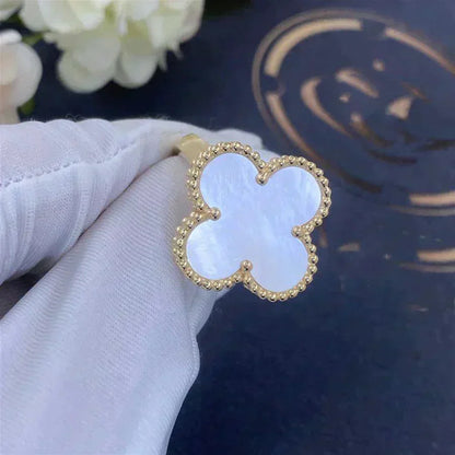 [LUCKY LOVE]CLOVER WHITE MOP RING