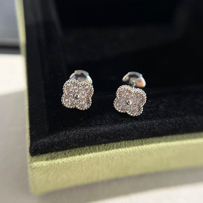 [LUCKY LOVE]CLOVER MINI DIAMOND STUD EARRINGS